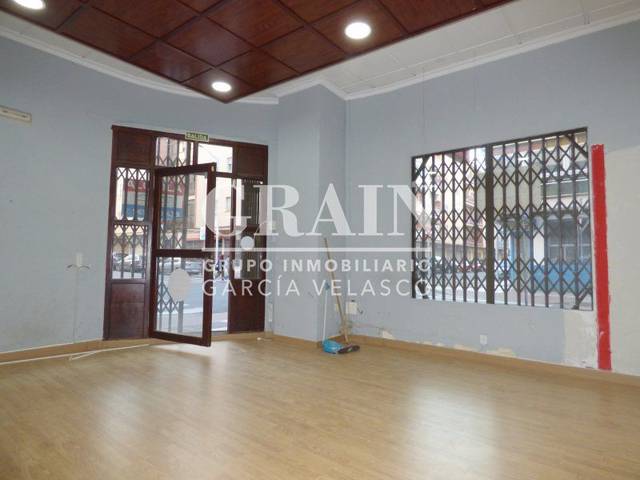 Local comercial en Alquiler en El Pilar
