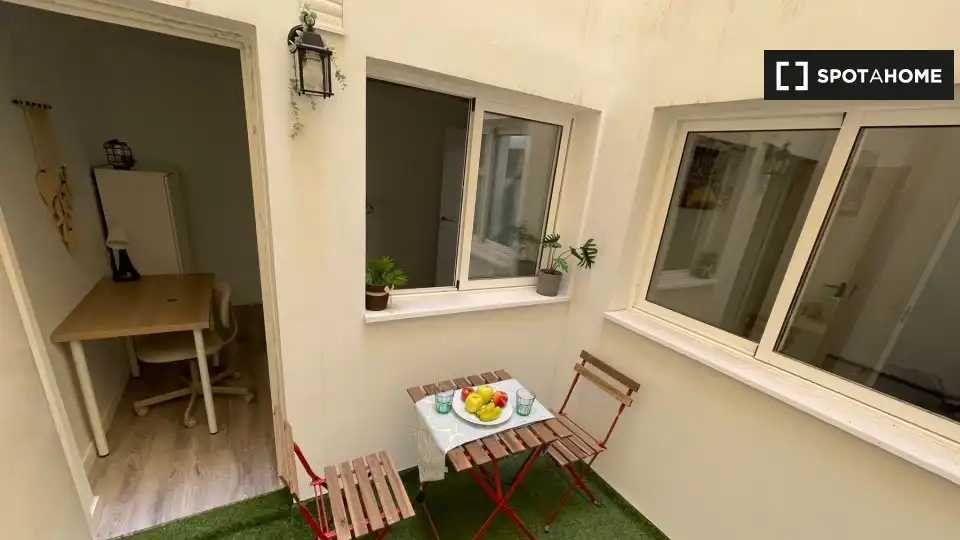 Terrassa de Pis de lloguer en Las Palmas de Gran Canaria amb Aire condicionat, Calefacció i Moblat