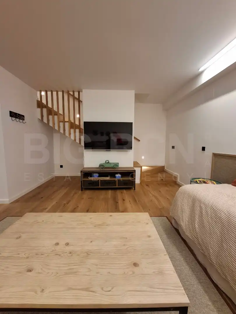 Casa adosada de alquiler en Esplugues de Llobregat con Aire acondicionado, Calefacción y Parquet