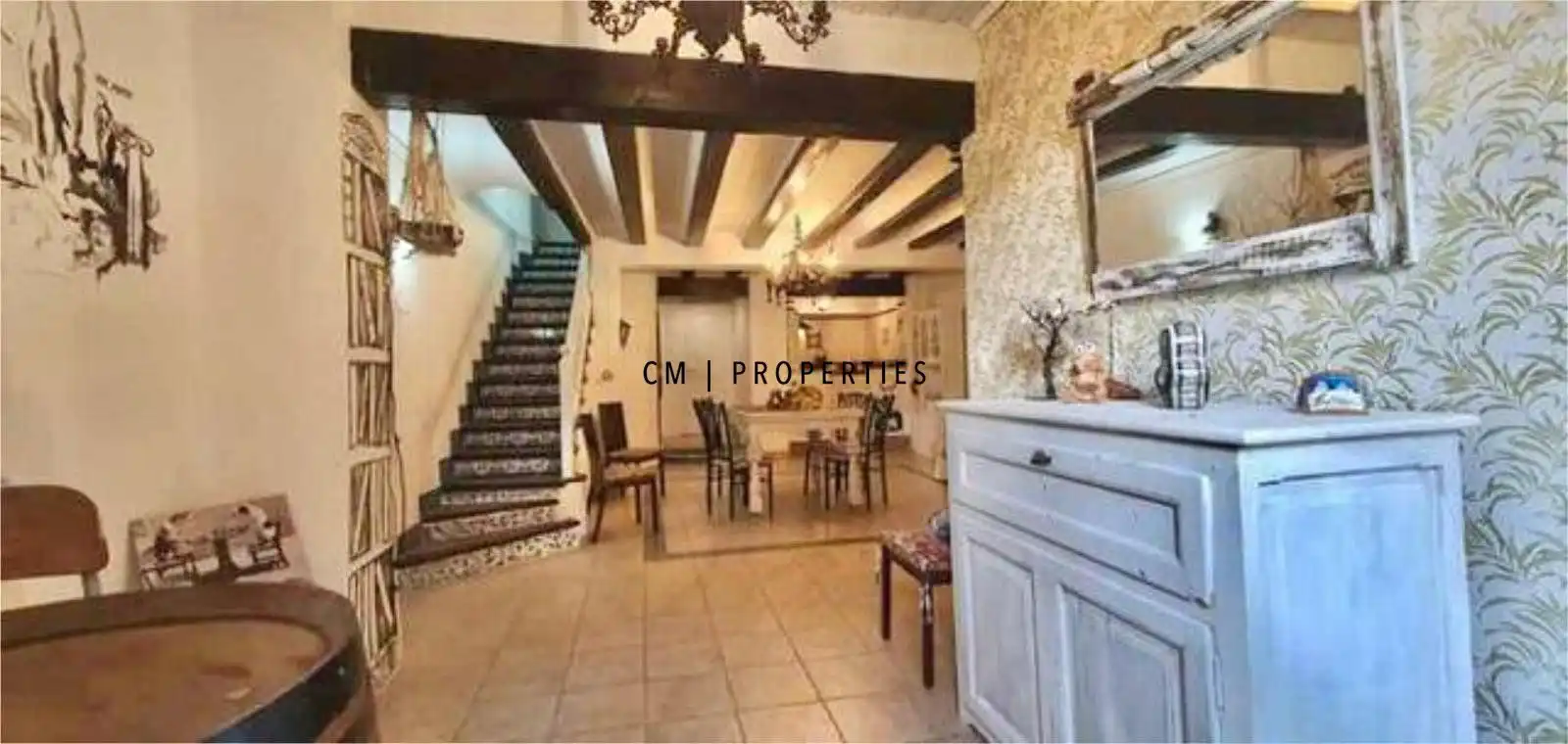 Houses for sale in Valencia  with Furnished