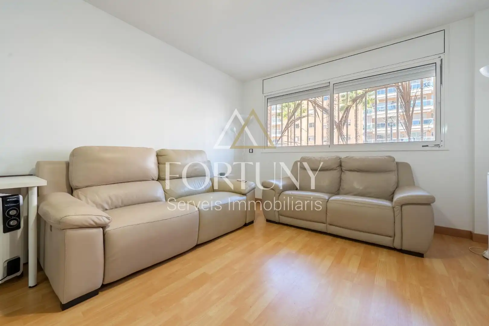 Wohnzimmer von Wohnung zum Verkauf in Reus mit Privatgarten, Parkett und Terrasse