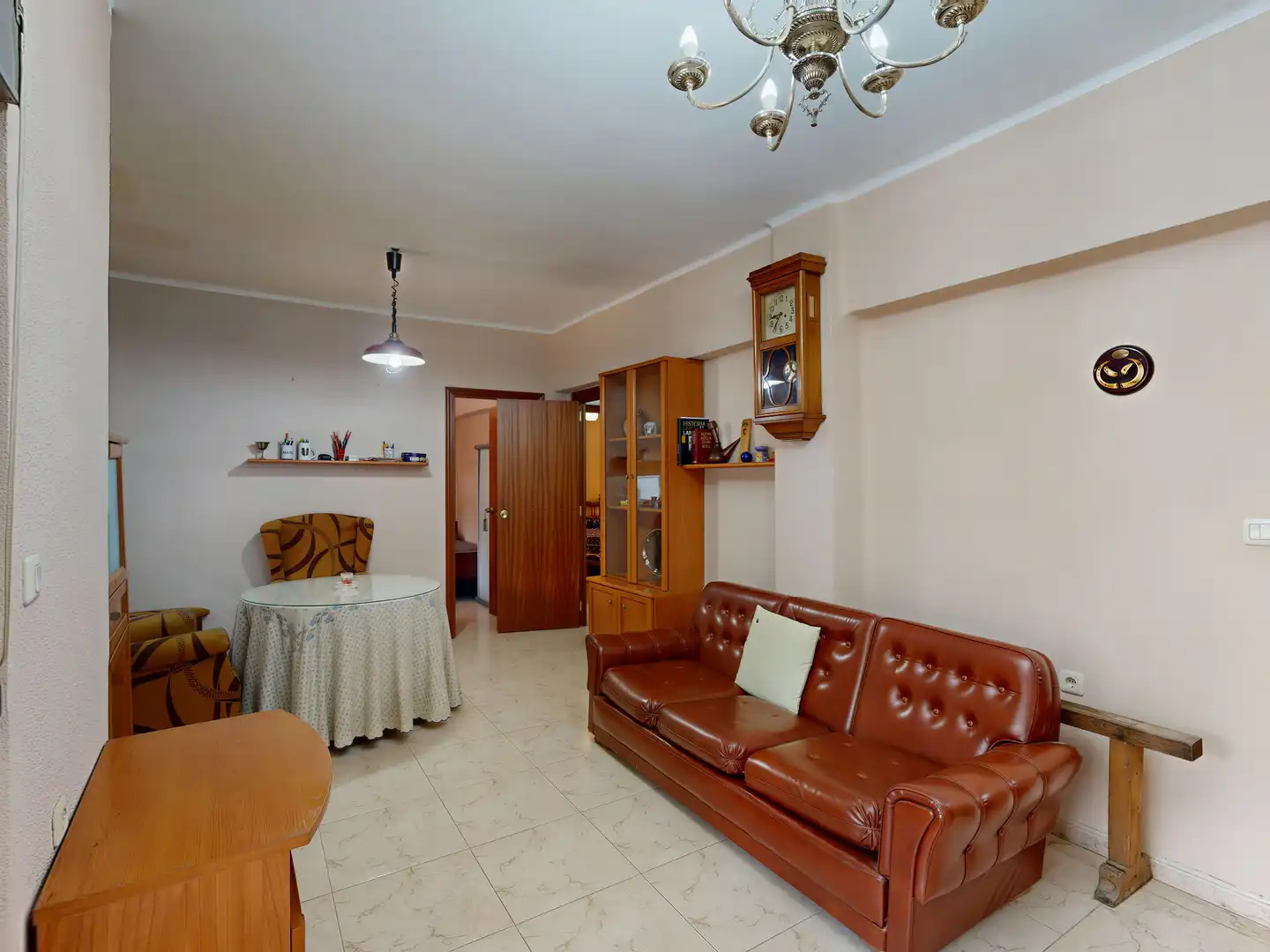 Sala d'estar de Pis en venda en Casco Antiguo