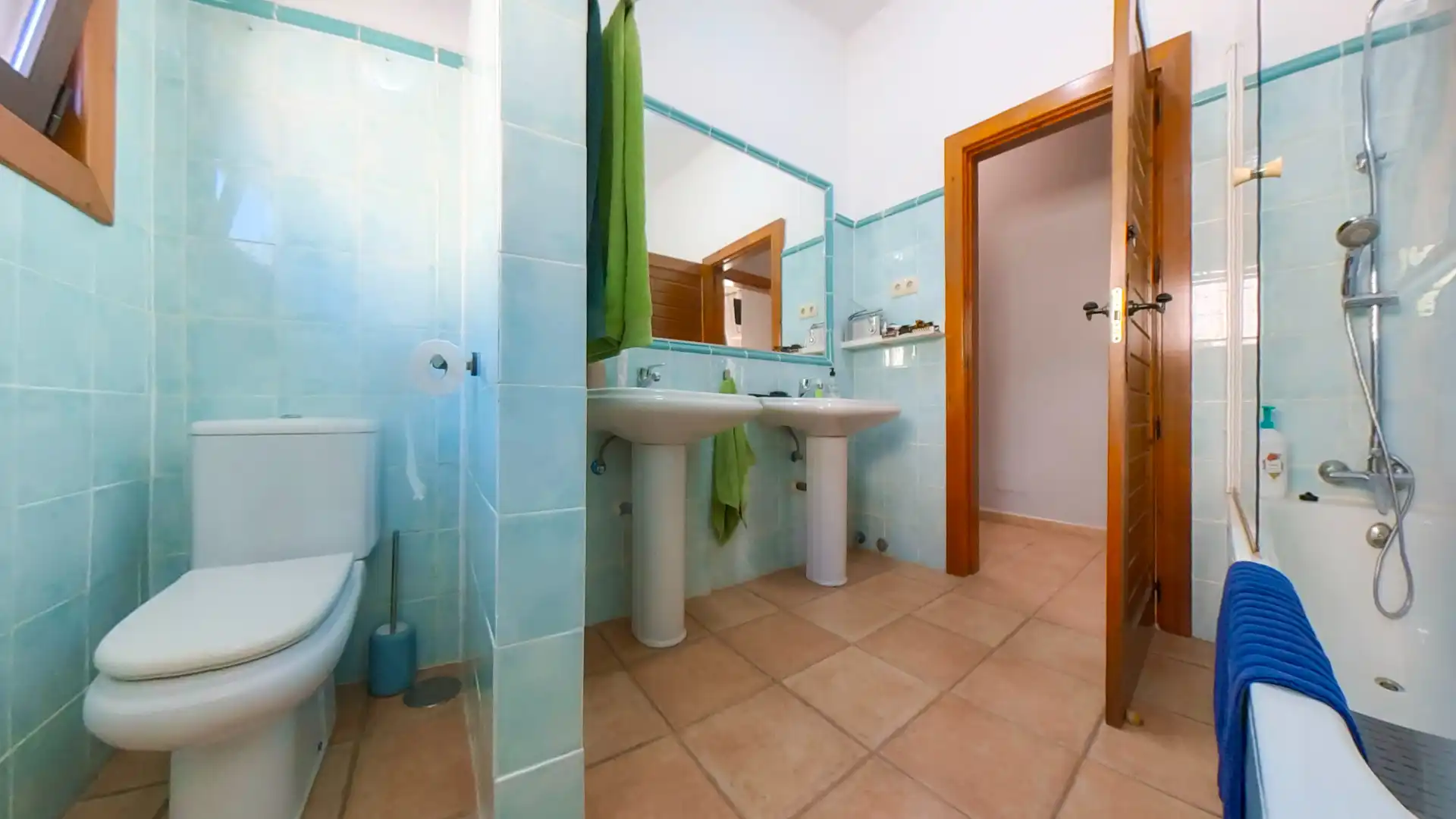 Bany de Casa o xalet en venda en Galapagar amb Aire condicionat, Jardí privat i Forn
