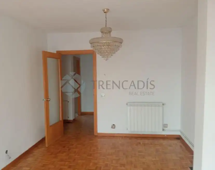 Piso con ascensor en venta en AV NTRA SEÑORA DE VALVANERA  Pl: Pt:D  MADRID (MADRID), imagen 2