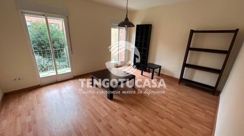 Foto 3 de Piso en venta en Calle de Rafael de la Hoz, Canillejas, Madrid Capital