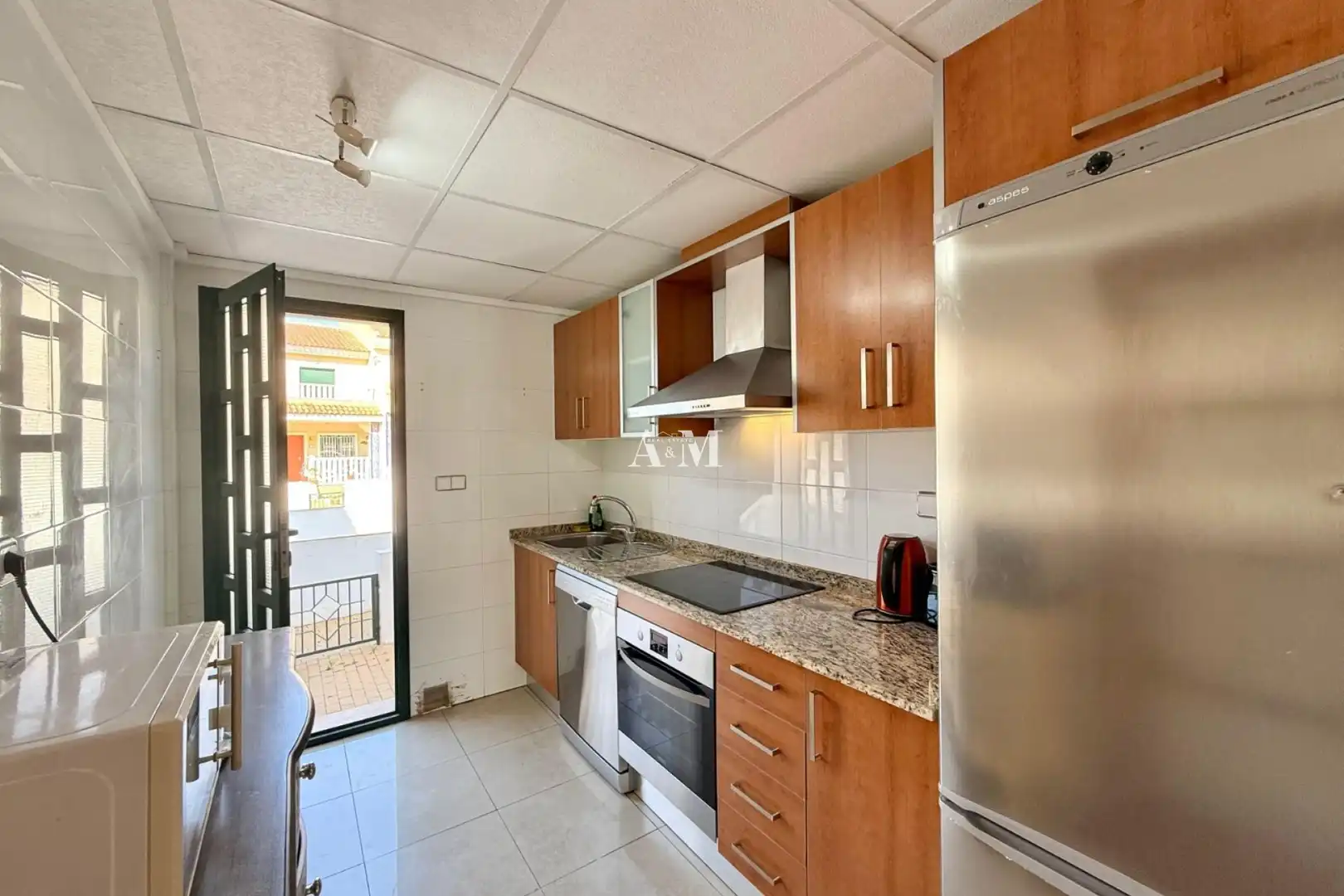 Cocina de Casa adosada de alquiler en Rojales con Aire acondicionado, Calefacción y Jardín privado