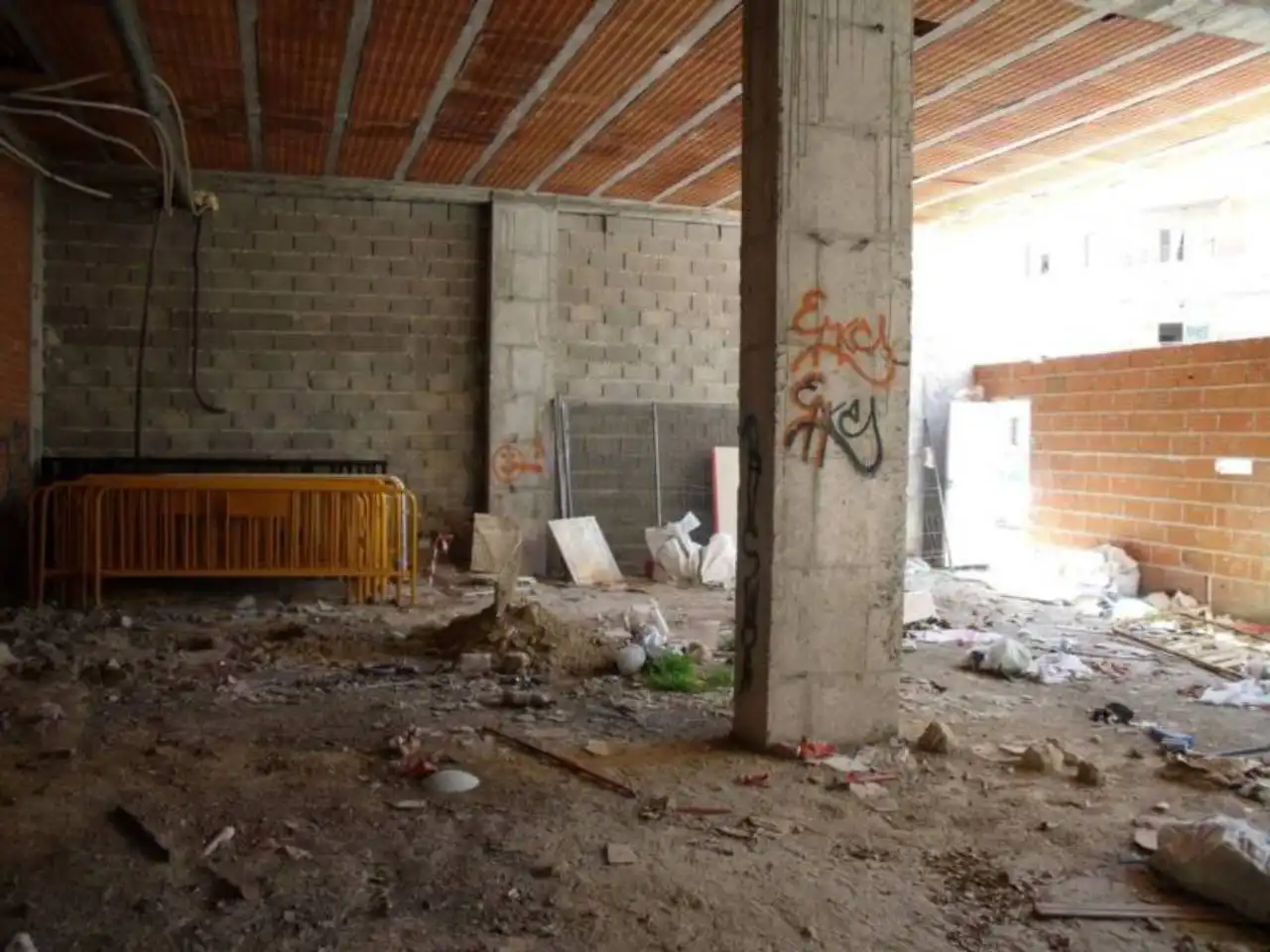Local comercial en venta en Centro, imagen 2