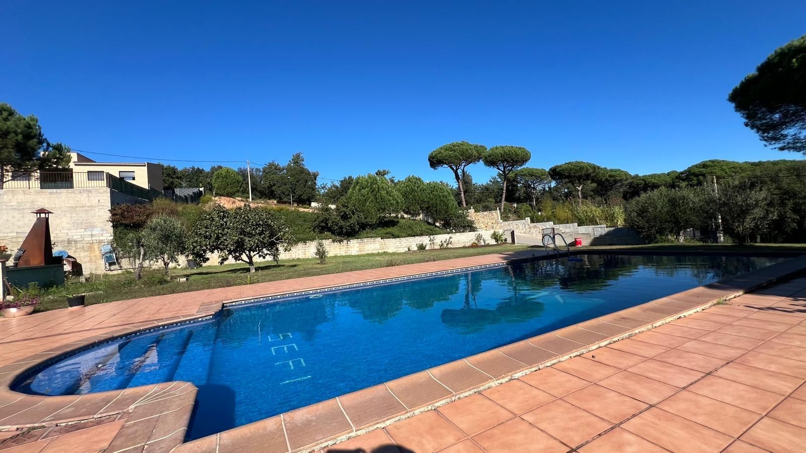 Swimming pool of Residential for sale in Tordera