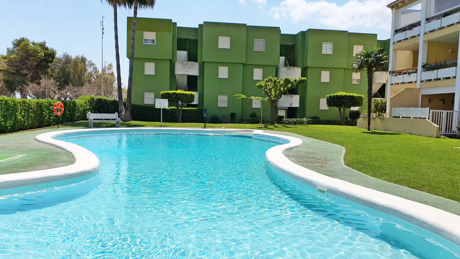 Piscina de Apartamento de alquiler en Xeraco con Terraza, Amueblado y Horno