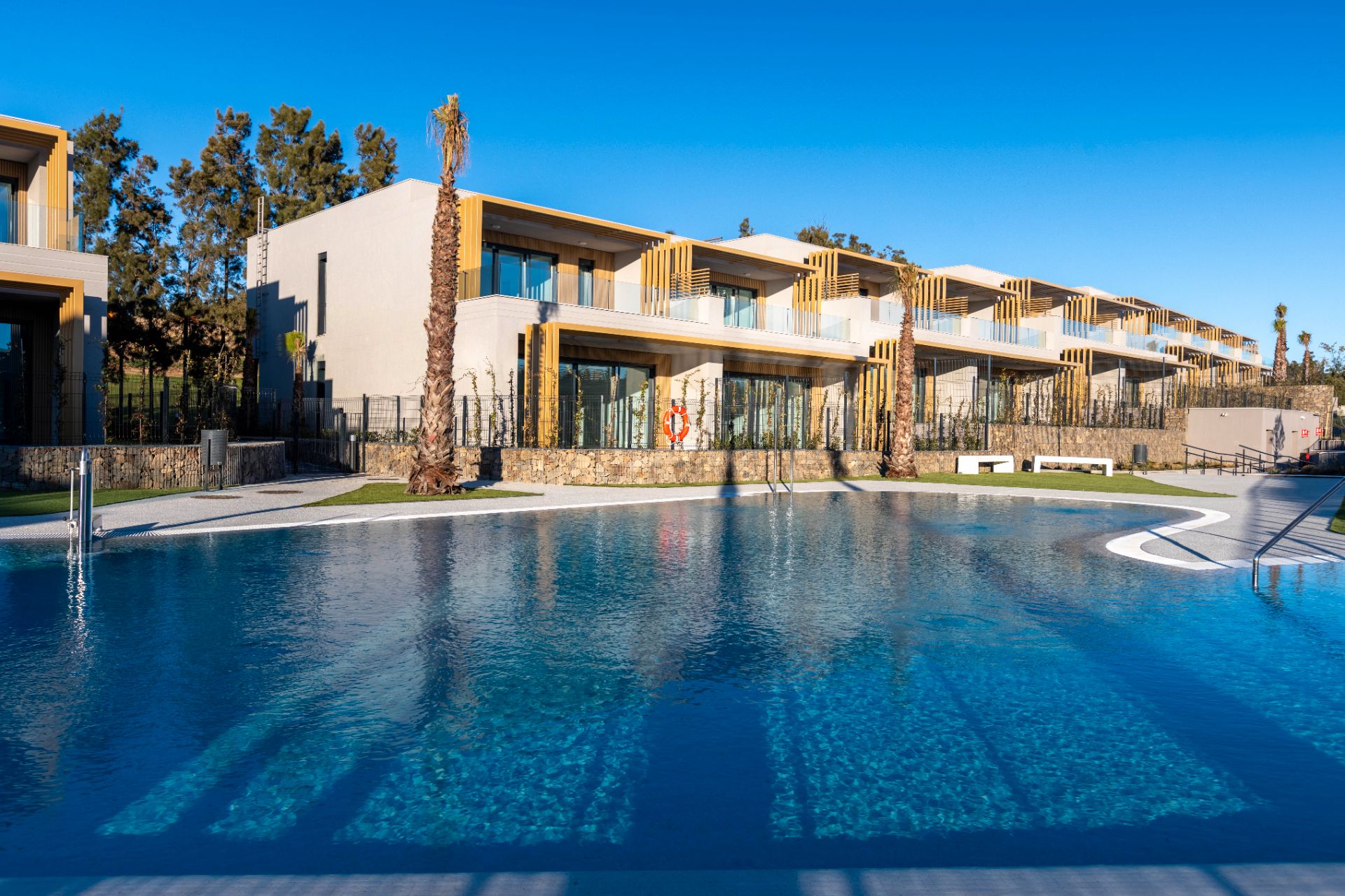 Piscina de Casa adosada en venda en Mijas amb Aire condicionat, Calefacció i Terrassa