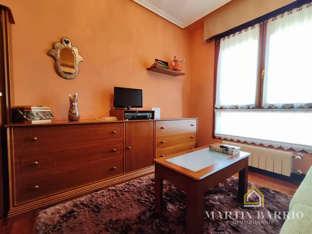 Schlafzimmer von Wohnung zum Verkauf in Muskiz mit Heizung, Privatgarten und Terrasse