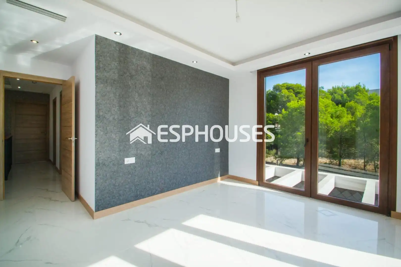Casa con piscina in vendita a Golf Bahía, imagen 18