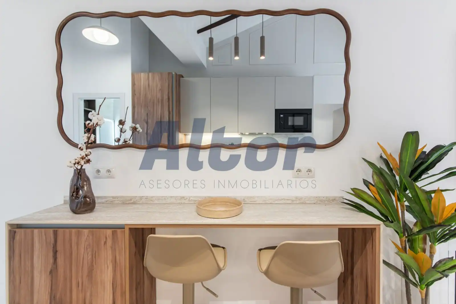 Attic for sale in GENERAL PERÓN, Cuatro Caminos - Azca