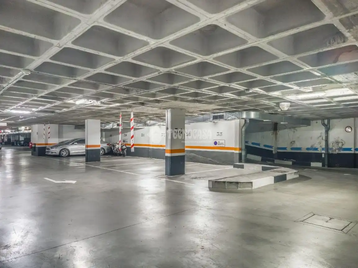 Parking de Garaje en venta en Madrid