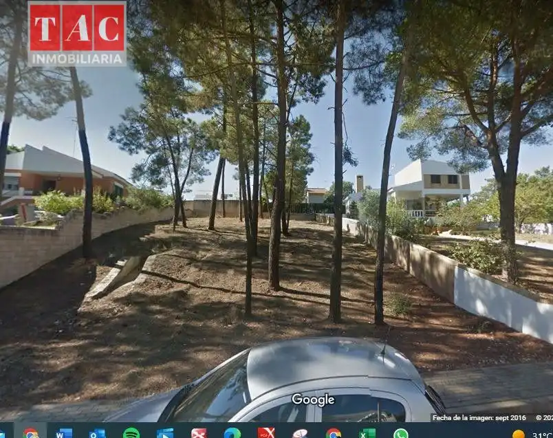 Lands and plots for sale in Lepe