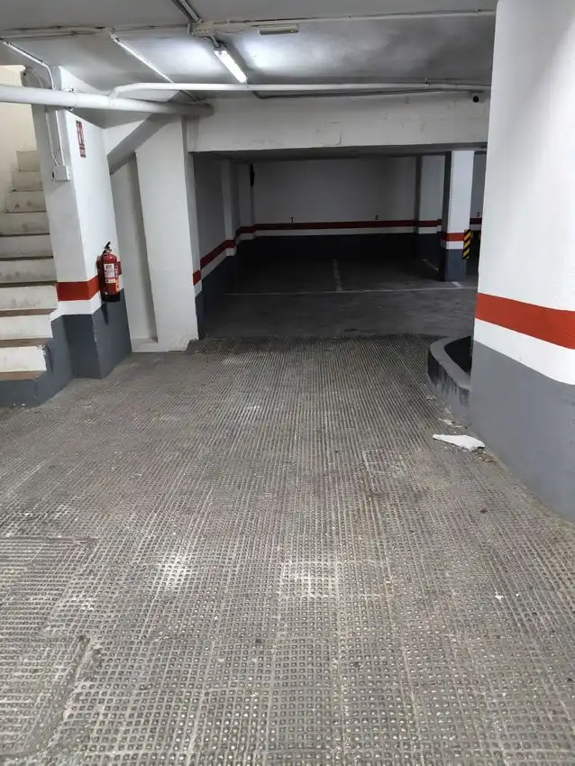 Aparcament de Garatge de lloguer en Valencia