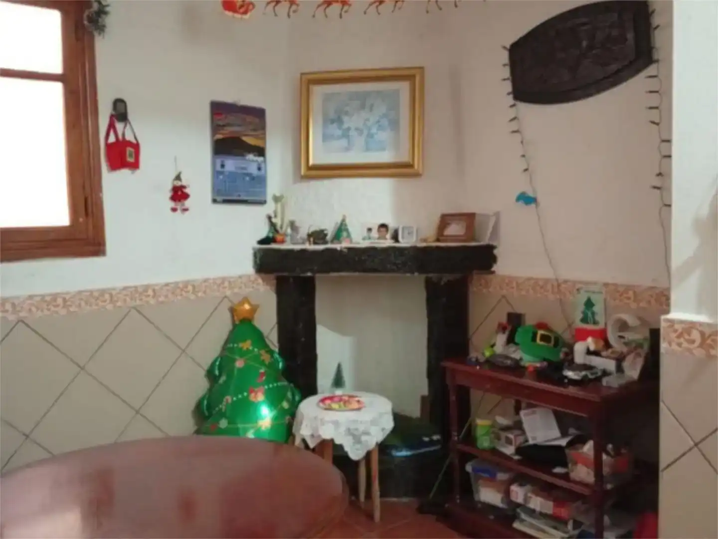 Sala de estar de Casa adosada en venta en El Burgo con Aire acondicionado y Amueblado