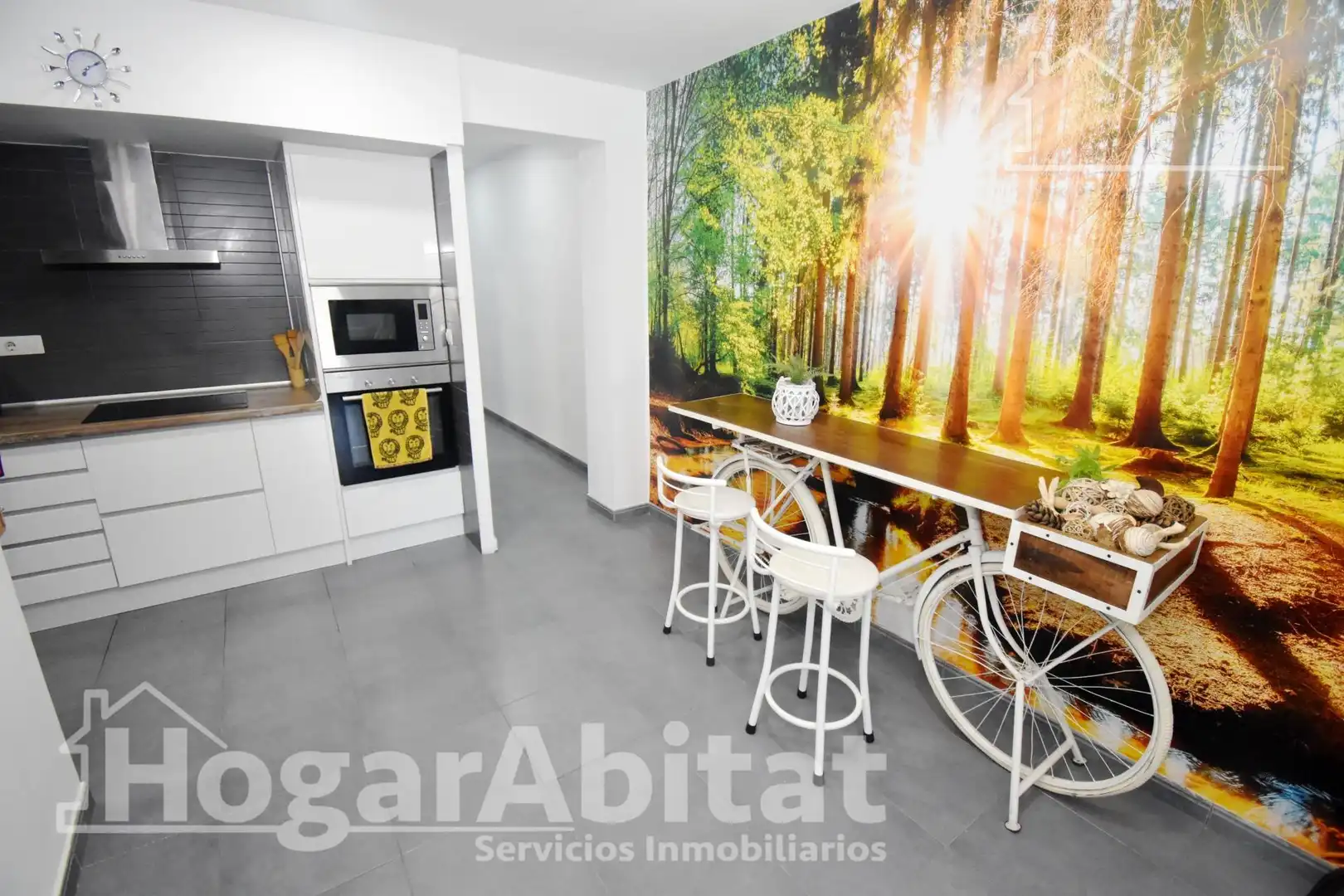 Cocina de Piso en venta en Castellón de la Plana / Castelló de la Plana con Calefacción, Terraza y Amueblado