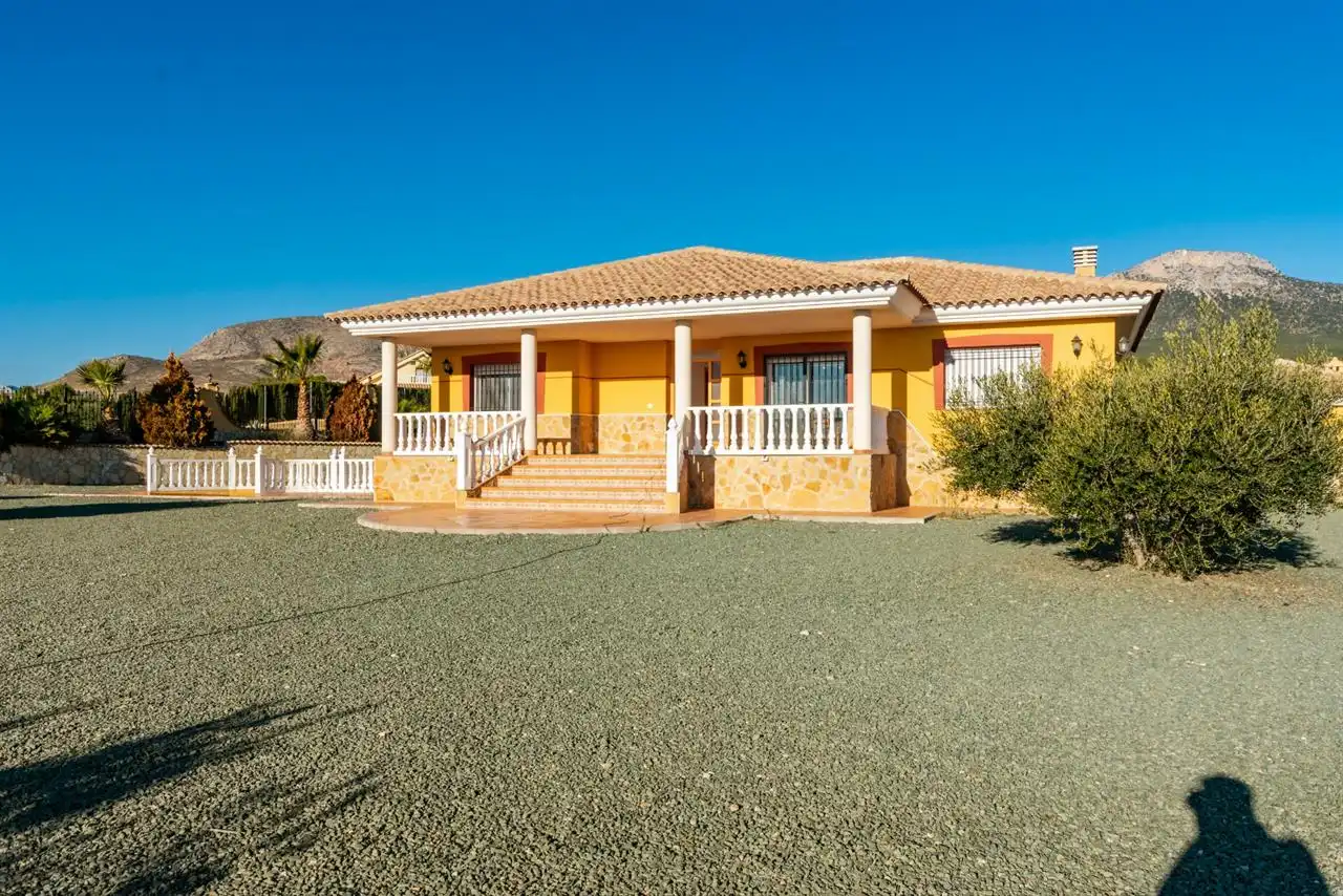 Exterior view of Houses for sale in Lorca  with Private garden, Storage room and Furnished