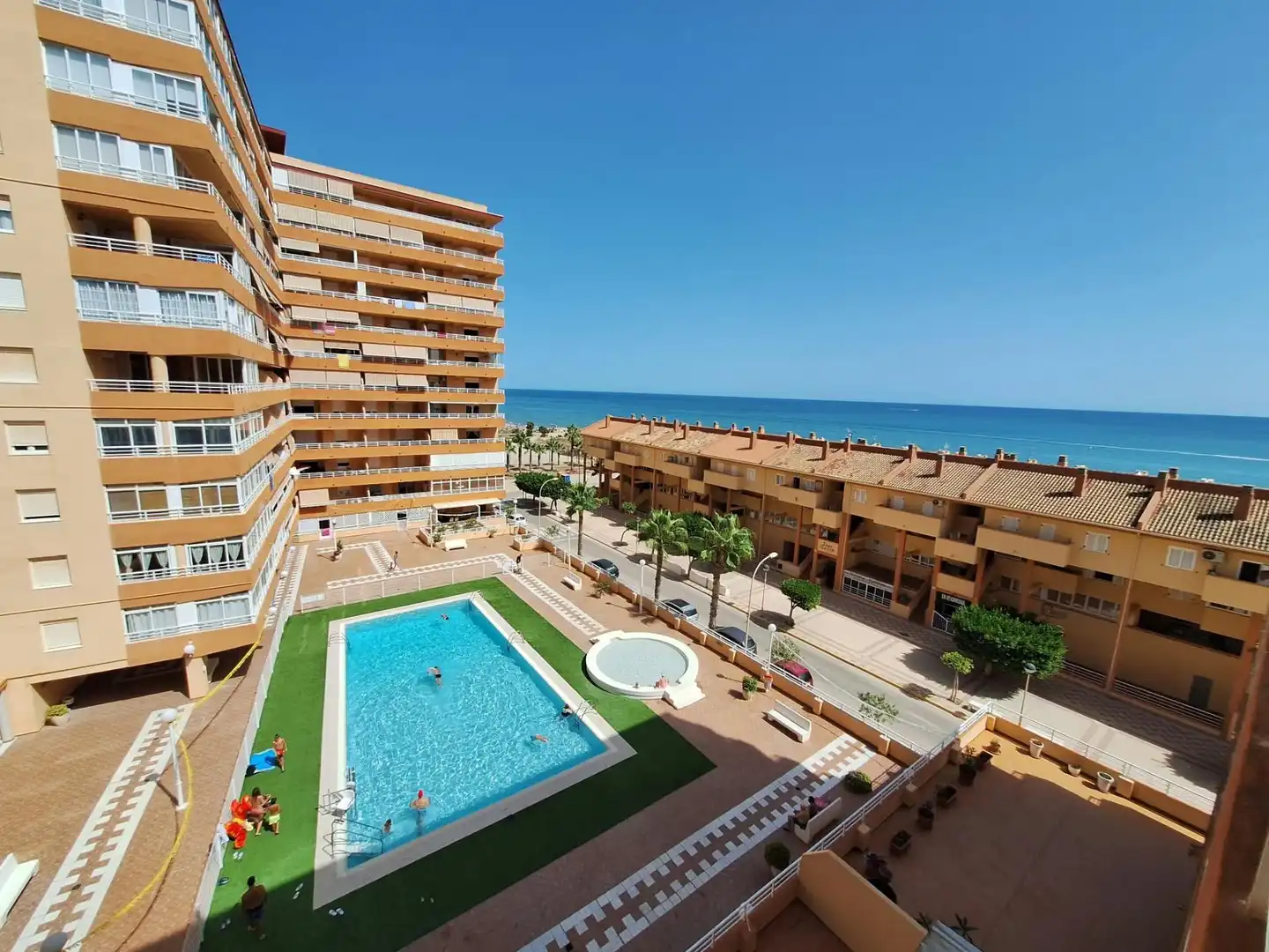 Piscina de Apartamento en venta en Tavernes de la Valldigna con Piscina comunitaria