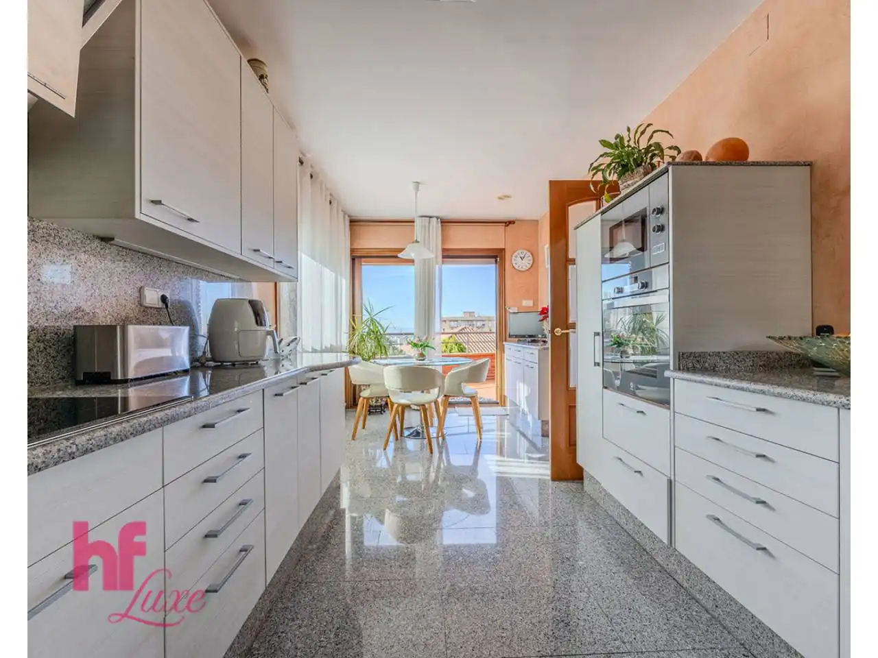 Cocina de Casa o chalet en venta en Granollers con Calefacción, Jardín privado y Parquet