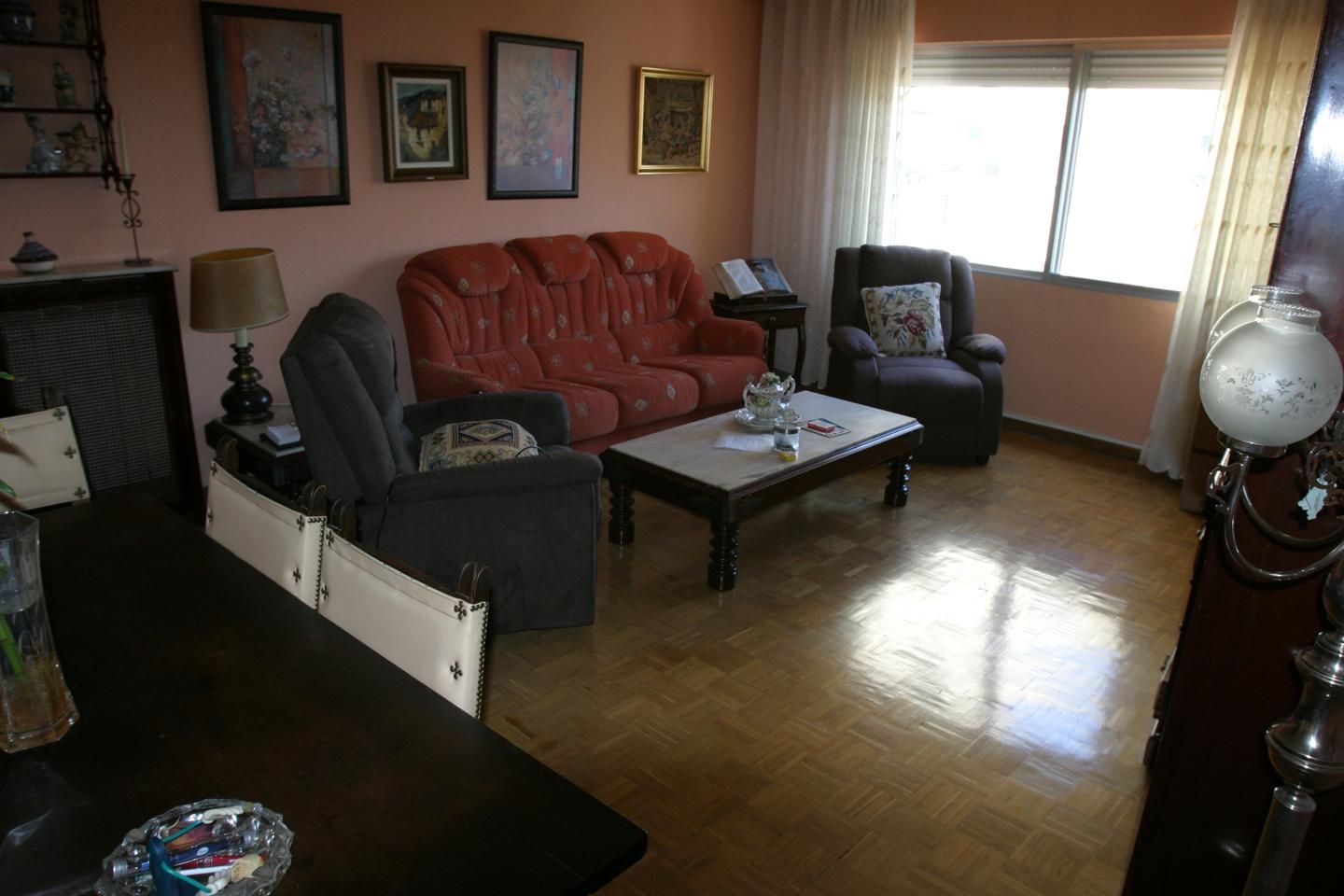 Living room of Flat for sale in  Madrid Capital  with Heating, Parquet flooring and Storage room