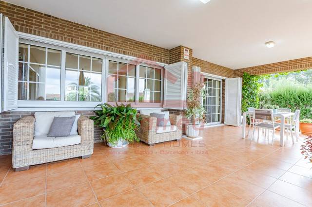 Casa-chalet en Venta en Montepilar