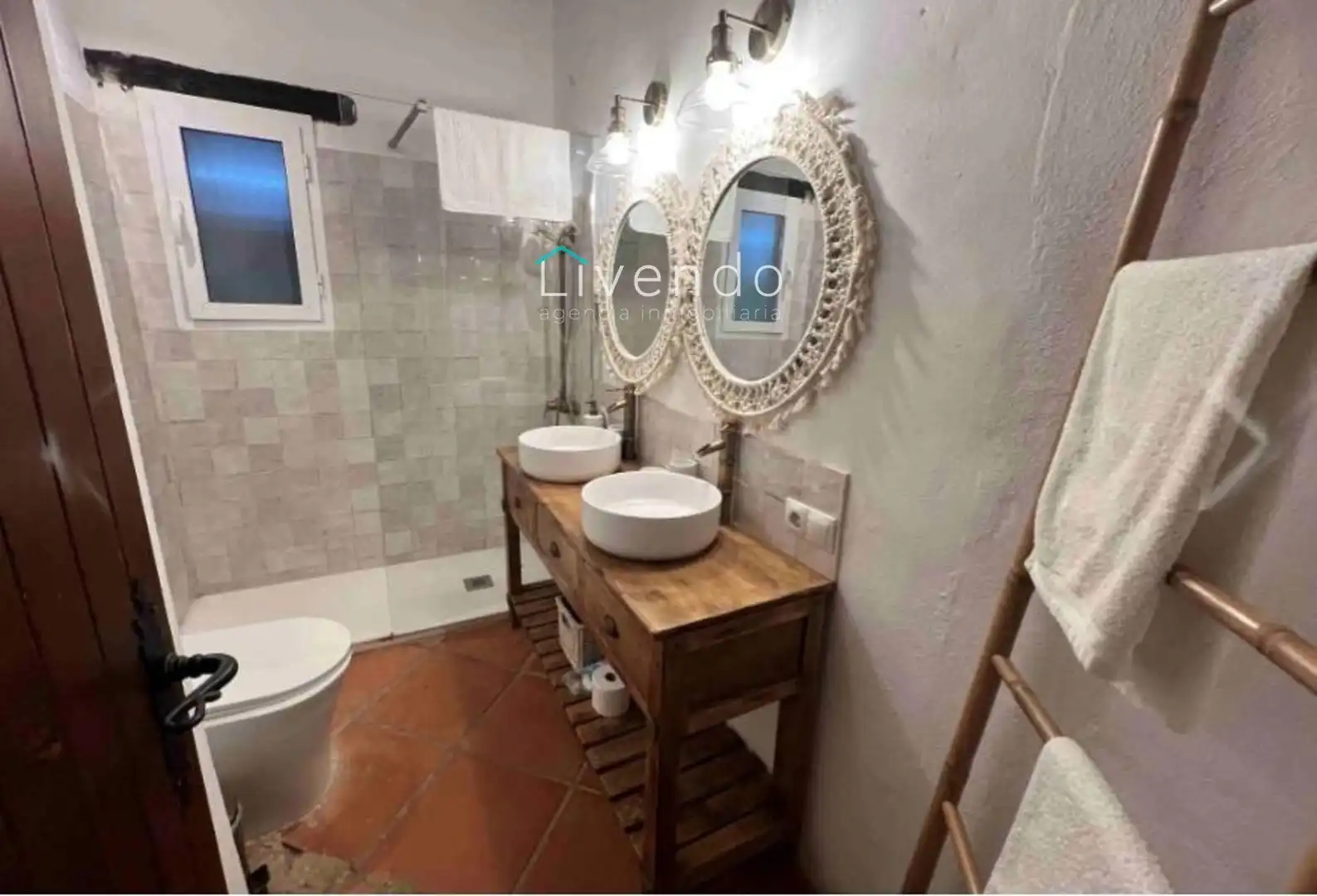 Bany de Casa o xalet en venda en Vejer de la Frontera amb Aire condicionat i Moblat
