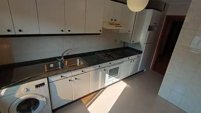 Kitchen of Flat for rent in Santiago de Compostela   with Storage room and Washing machine