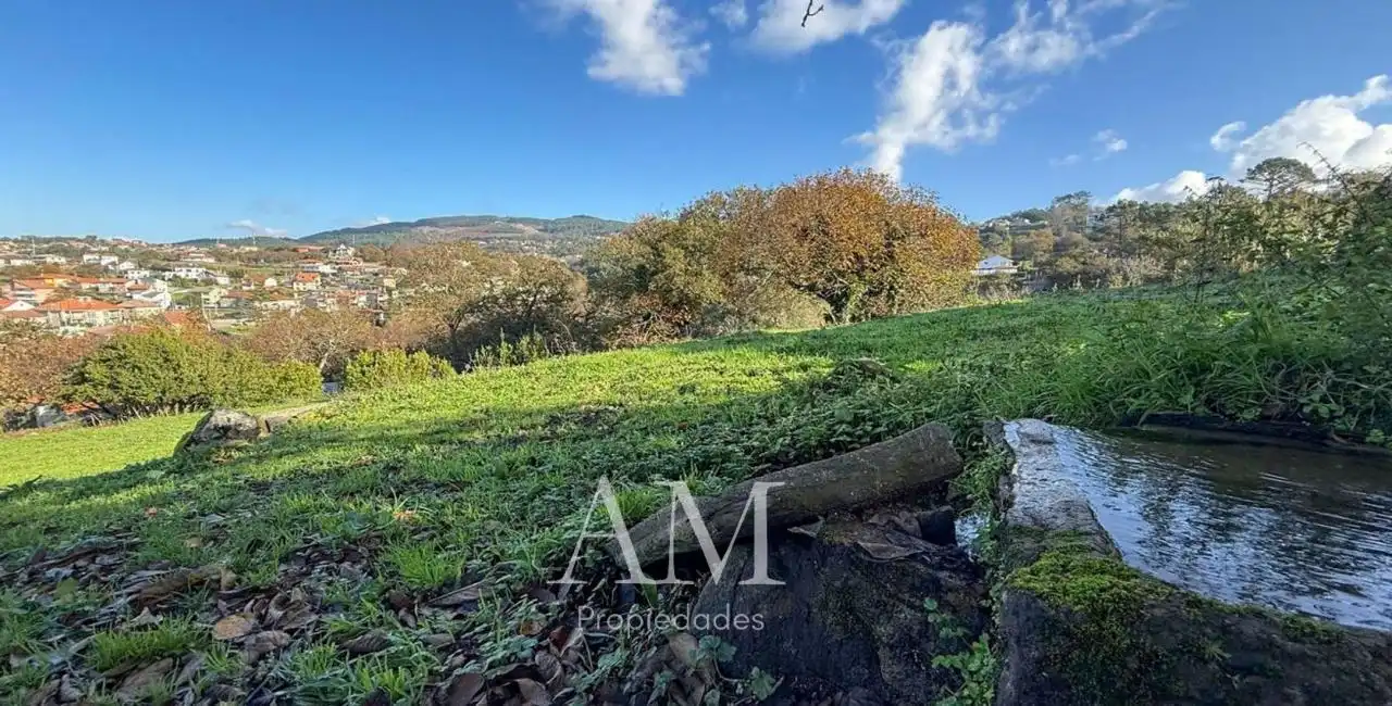 Casa o xalet en venda en Nigrán amb Jardí privat, Terrassa i Traster