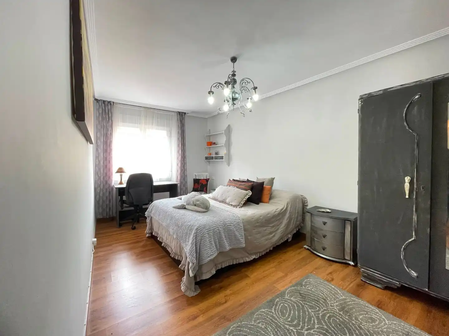 Habitación de Piso en venta en Ponferrada con Calefacción, Terraza y Trastero