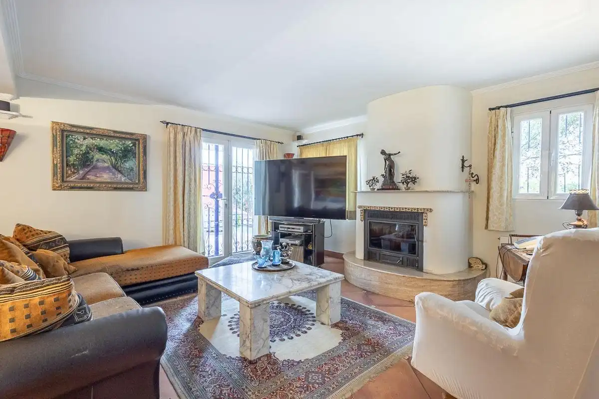 Sala de estar de Casa o chalet en venta en Almuñécar con Aire acondicionado, Calefacción y Jardín privado