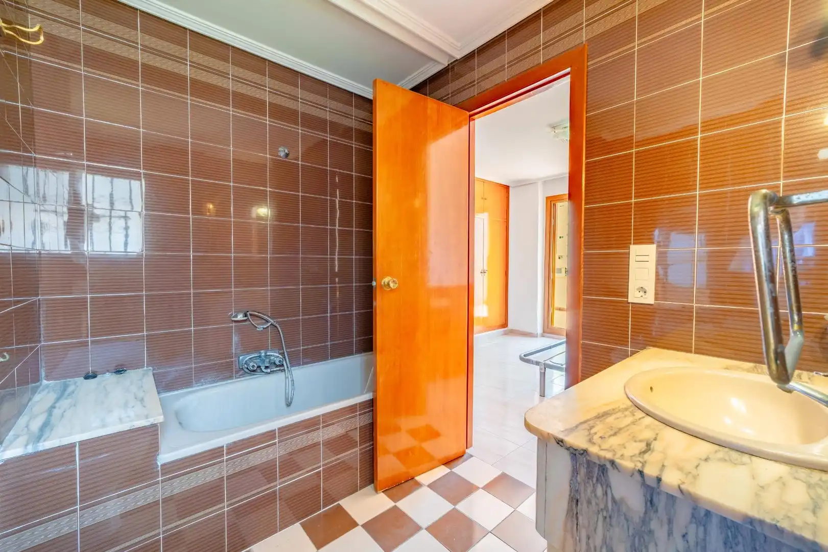 Bany de Casa o xalet en venda en Benicasim / Benicàssim amb Balcó i Piscina comunitària