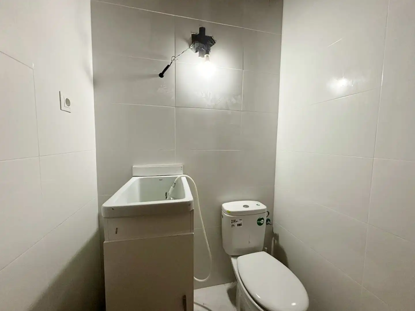 Gewerbefläche zum Verkauf in Calle Salvador Baroné 119, imagen 3