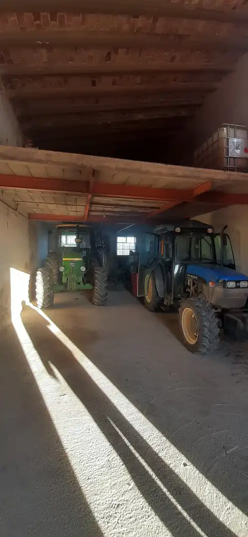 Parkplatz von Geschaftsraum zum Verkauf in Aras