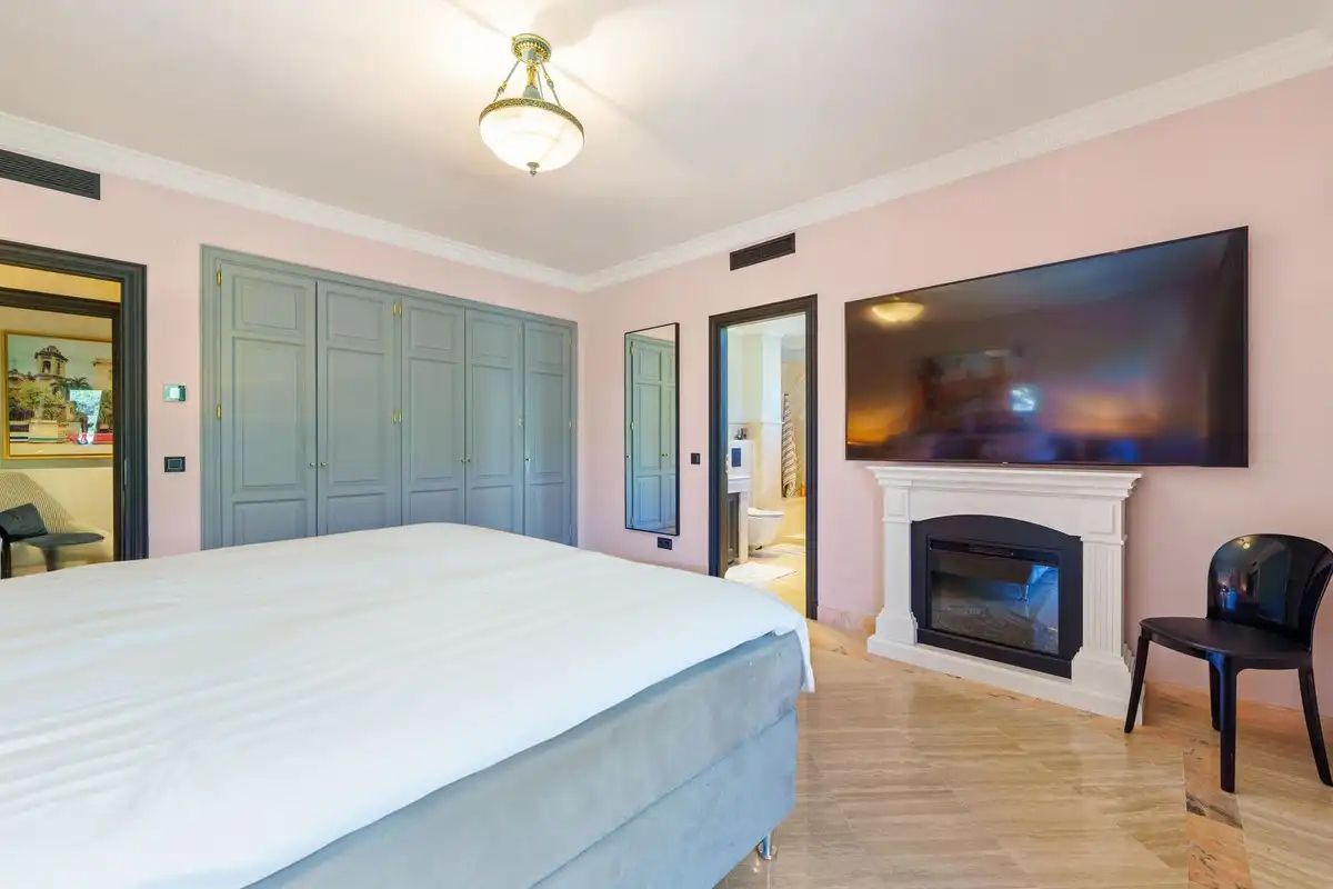 Dúplex con piscina en venta en Milla de Oro, imagen 4