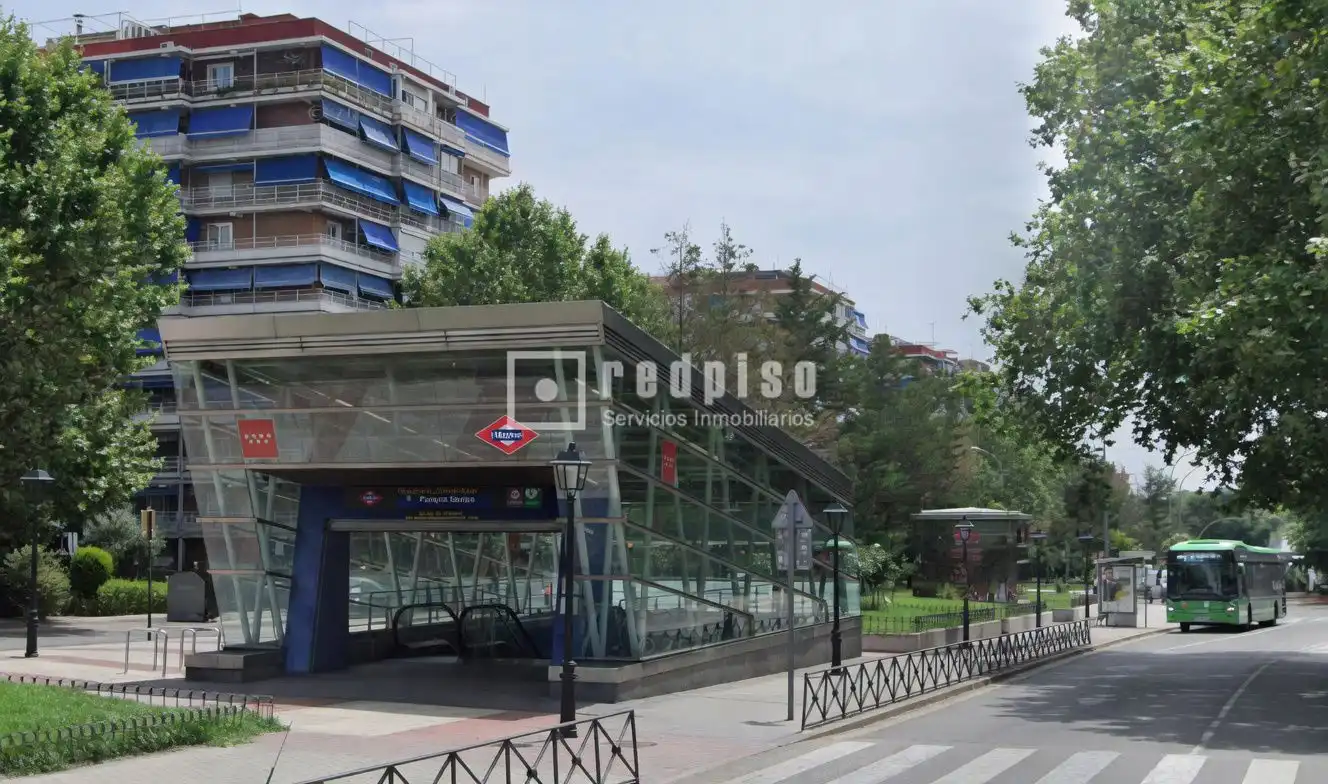 Vista exterior de Piso en venta en Alcorcón con Calefacción, Terraza y Alarma