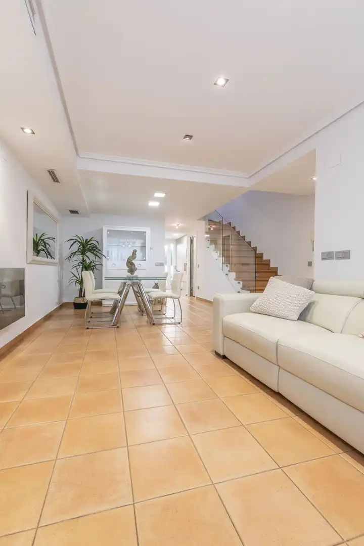 Houses for sale in Foios  with Air Conditioner, Heating and Terrace