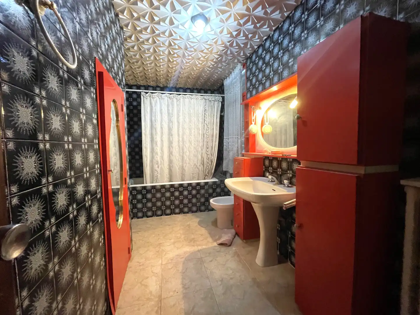 Bathroom of Houses for sale in Pedro Muñoz  with Heating, Terrace and Storage room