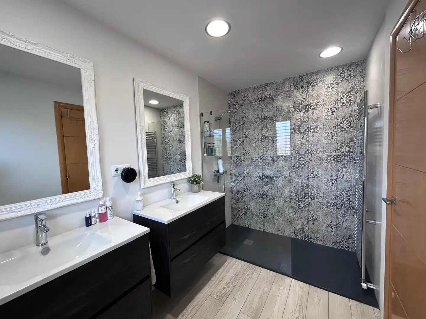 Baño de Piso en venta en Gurb con Calefacción, Terraza y Horno