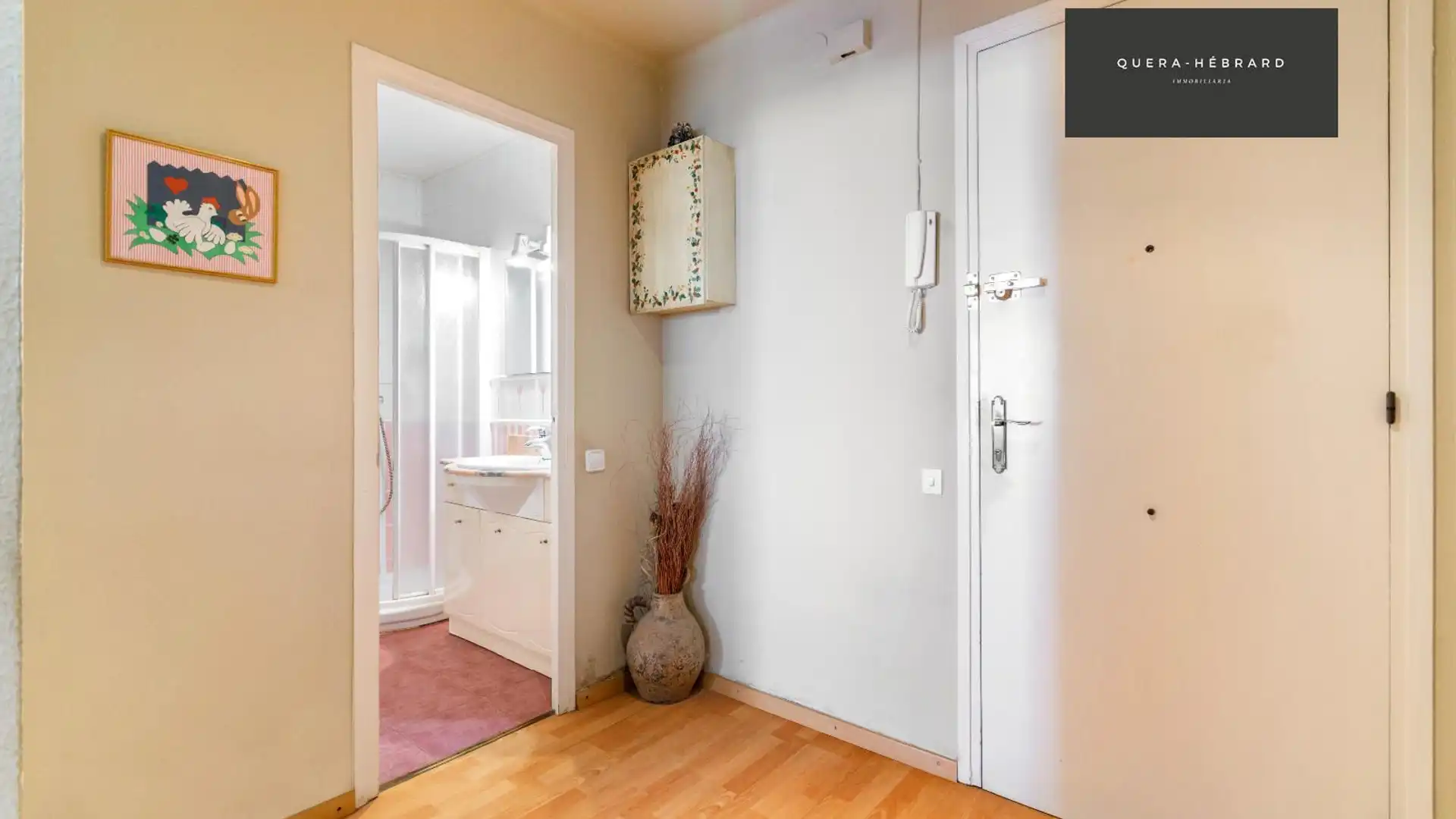 Piso en venta en Sant Cugat del Vallès con Calefacción, Terraza y Balcón