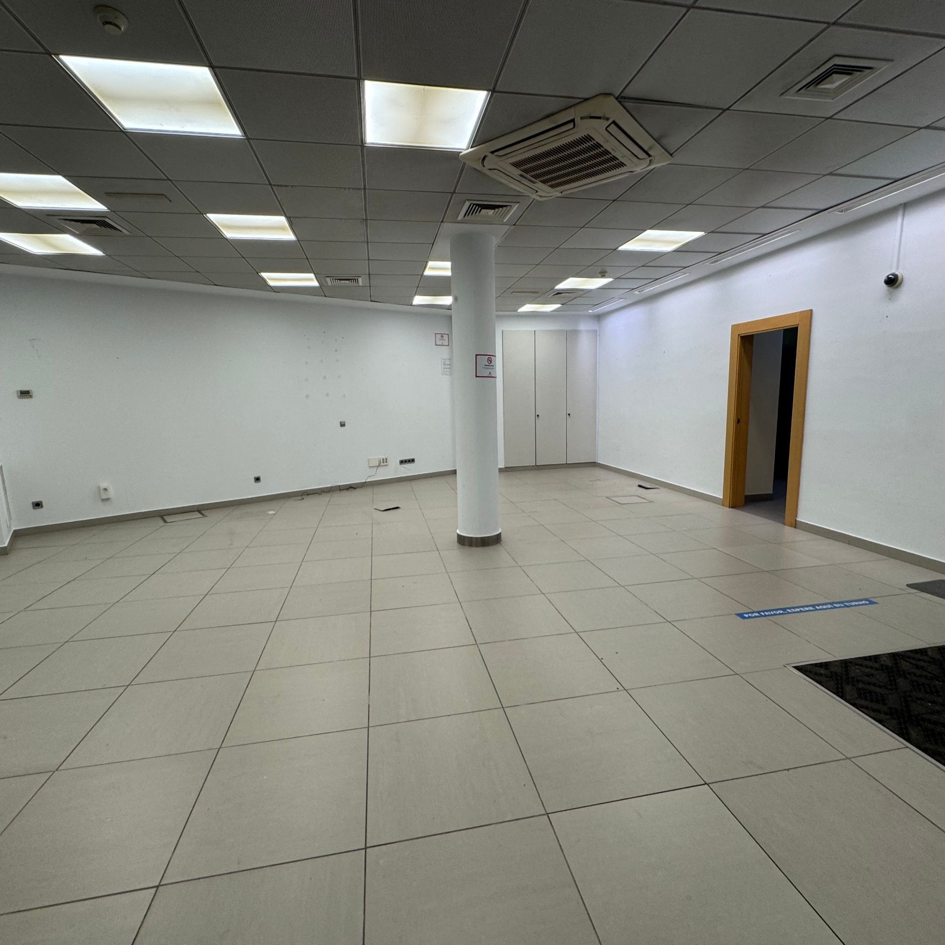 Local de lloguer en Dos Hermanas