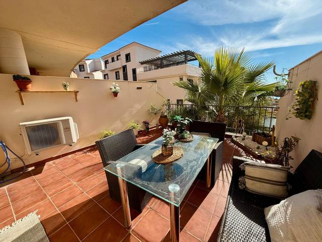 Apartamento en Venta en Zona Centro Comercial Torrequebrada