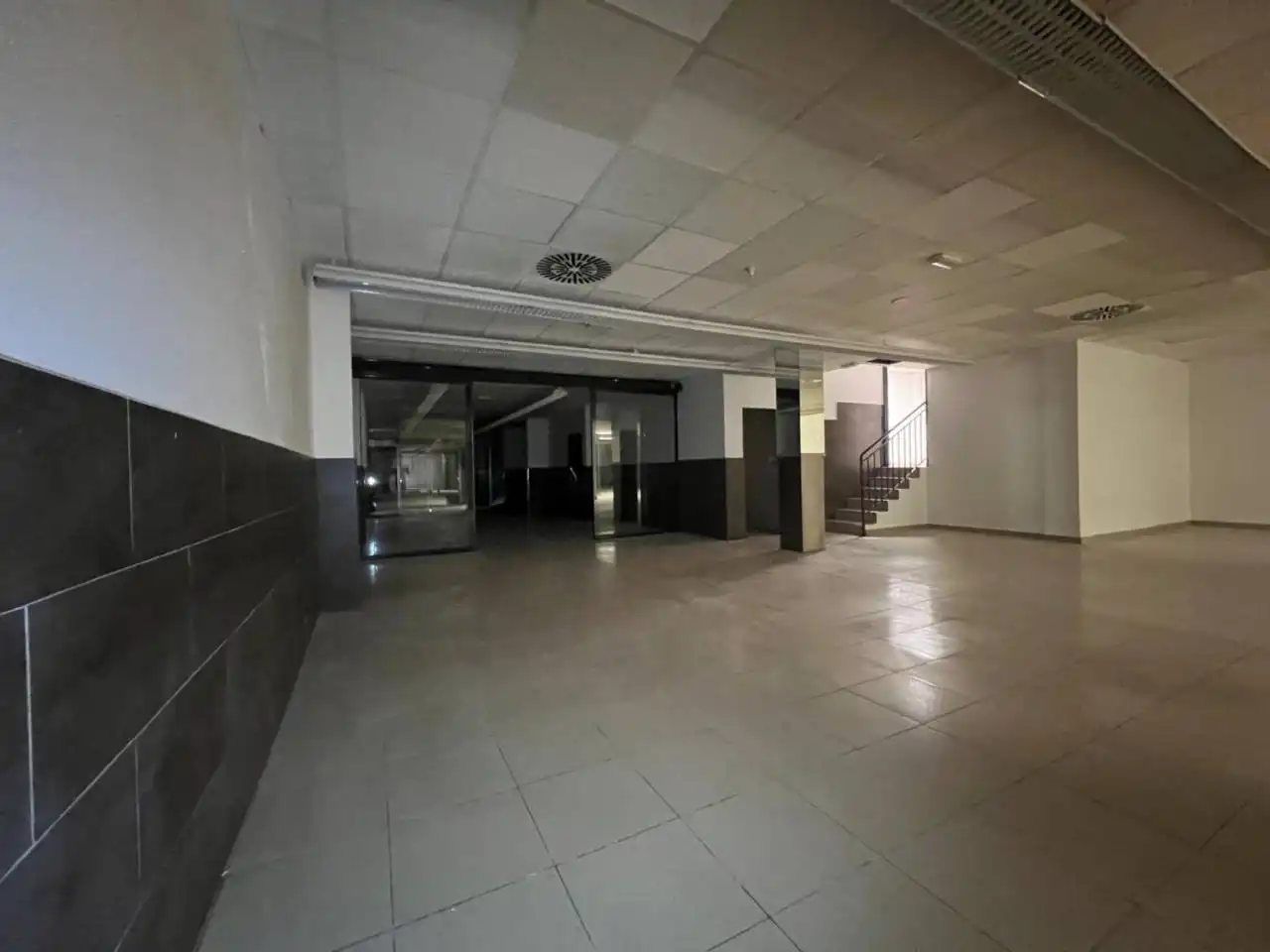 Local comercial de lloguer a Calle Sant Jaume, imagen 3
