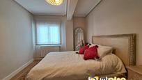 Bedroom of Flat for sale in Santoña  with Heating