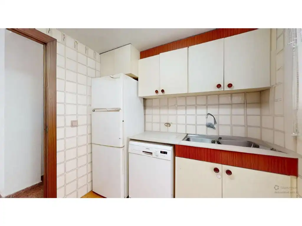 Cocina de Piso en venta en Valencia con Aire acondicionado y TV