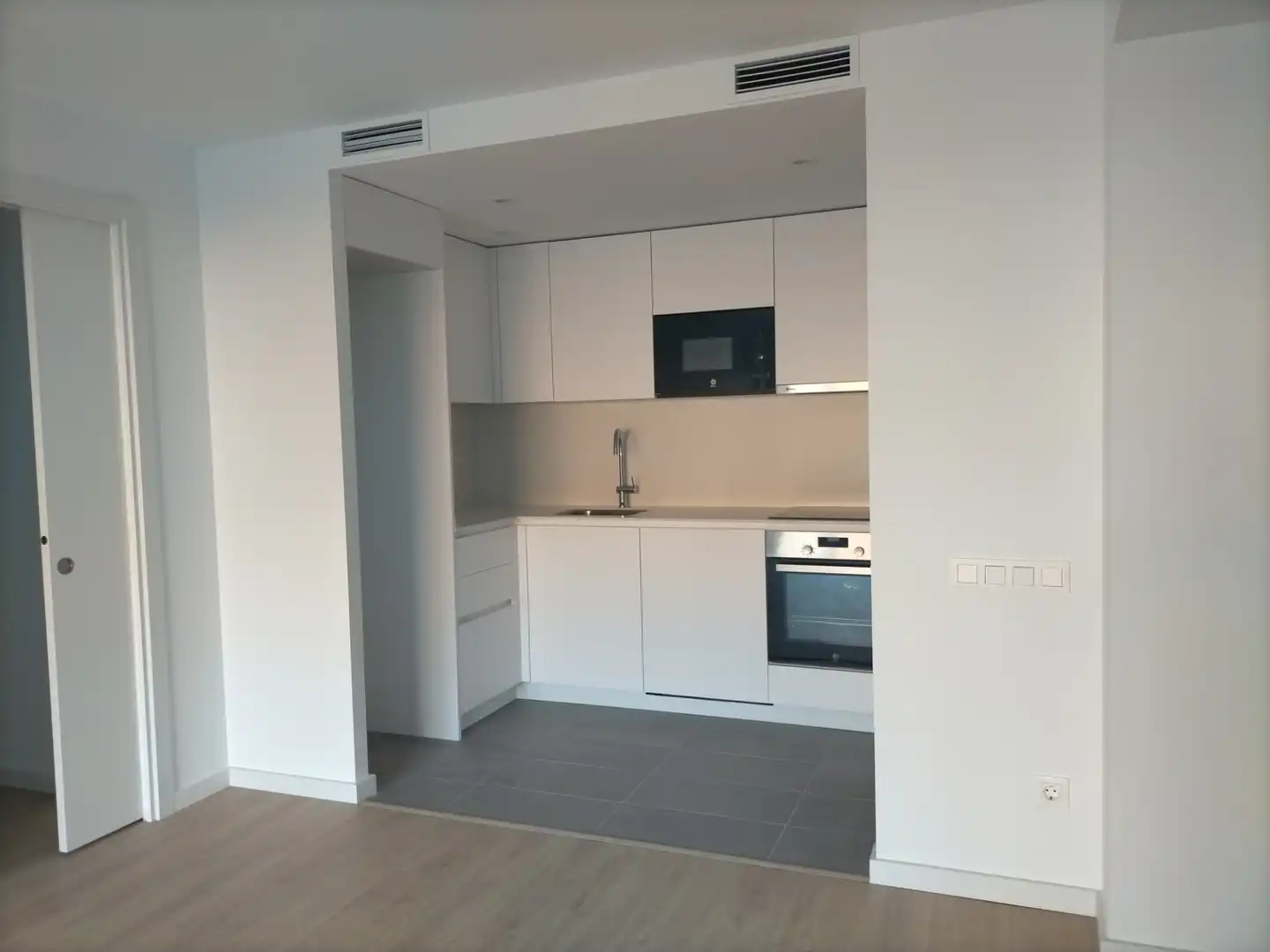 Cuina de Pis de lloguer en Sabadell amb Aire condicionat, Calefacció i Parquet