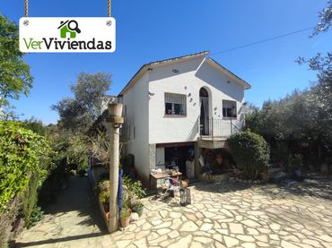 Casa con balcón en venta en Sant Esteve Sesrovires