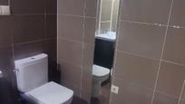 Bathroom of Flat for sale in Leganés