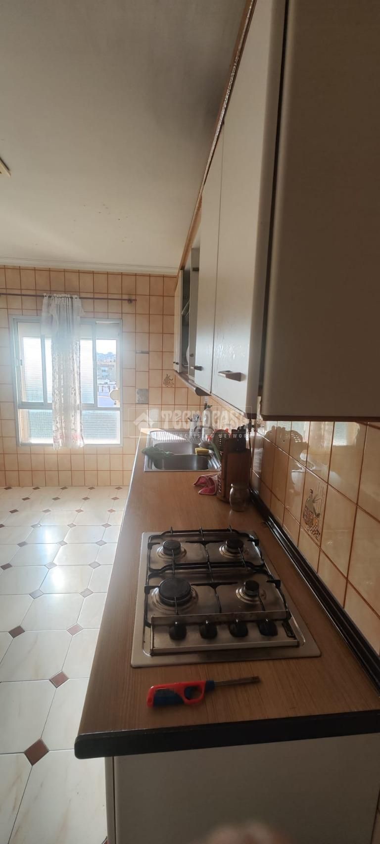 Cuina de Pis en venda en  Sevilla Capital amb Terrassa i Balcó